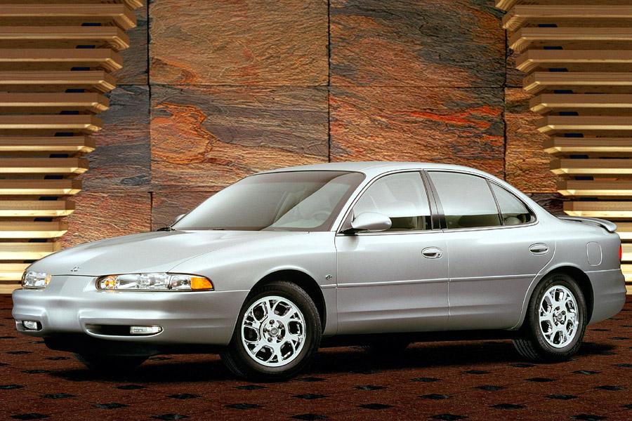 Oil Leak Repair Cost >> 2000 Oldsmobile Intrigue Overview | Cars.com Oil Leak Repair Cost >> 2000 Oldsmobile Intrigue Overview | Cars.com