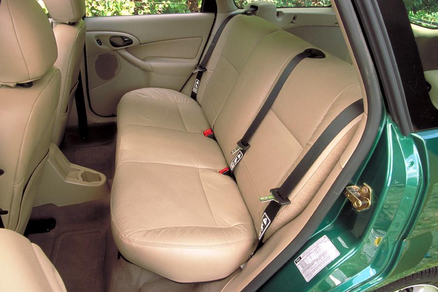 2002 Ford Focus Reviews, Specs and Prices | Cars.com