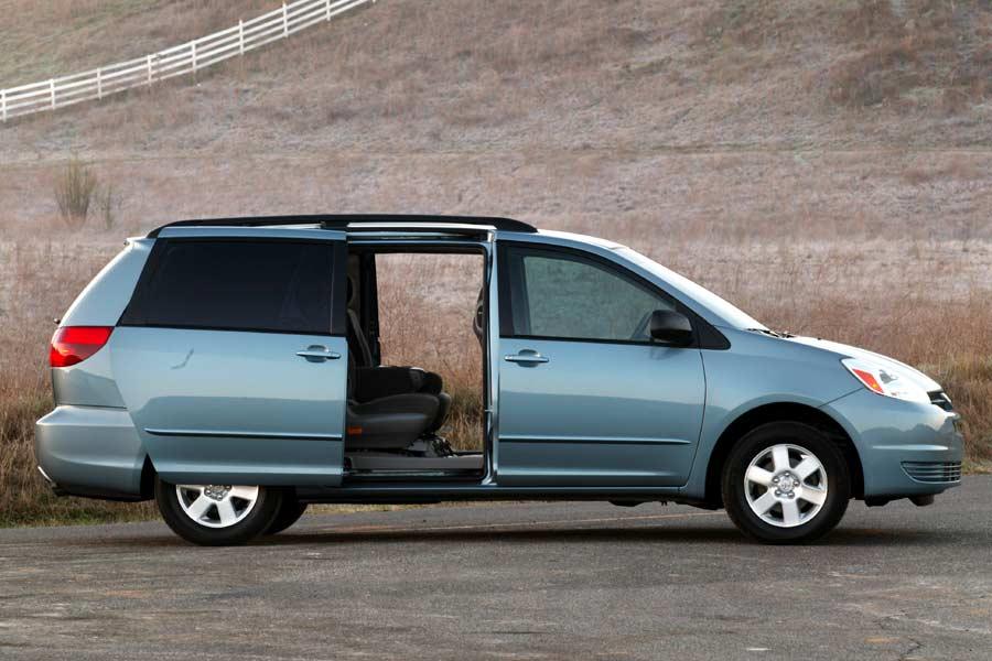 2011 Toyota Sienna For Sale >> 2004 Toyota Sienna Specs, Pictures, Trims, Colors || Cars.com 2011 Toyota Sienna For Sale >> 2004 Toyota Sienna Specs, Pictures, Trims, Colors || Cars.com