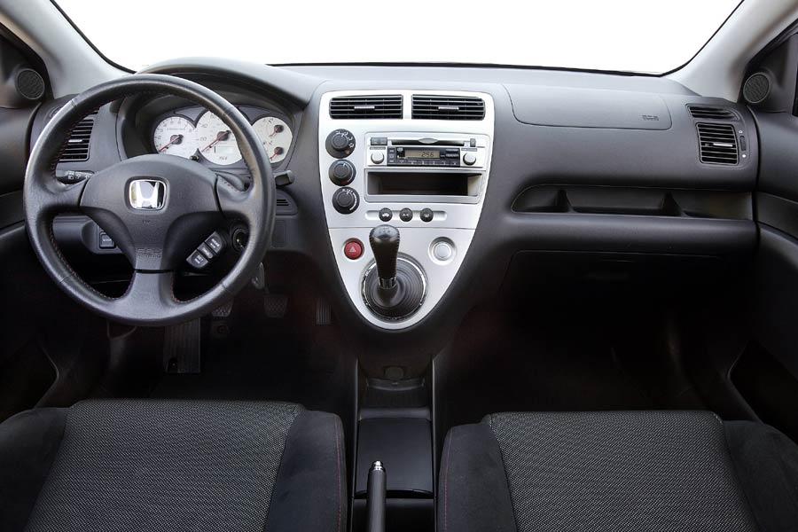 2002 Honda Civic Mpg >> 2004 Honda Civic Reviews, Specs and Prices | Cars.com 2002 Honda Civic Mpg >> 2004 Honda Civic Reviews, Specs and Prices | Cars.com