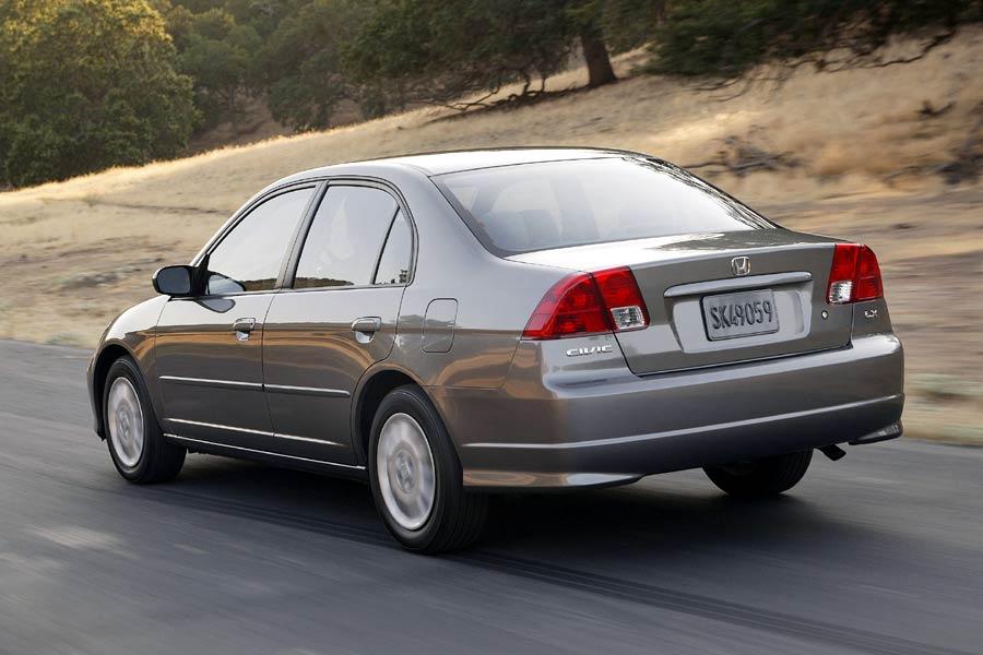 2002 Honda Civic Mpg >> 2004 Honda Civic Reviews, Specs and Prices | Cars.com 2002 Honda Civic Mpg >> 2004 Honda Civic Reviews, Specs and Prices | Cars.com