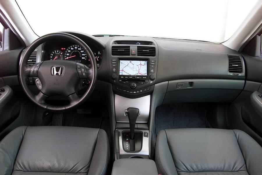 2004 Honda Accord Reviews, Specs and Prices | Cars.com 2004 Honda Accord Reviews, Specs and Prices | Cars.com