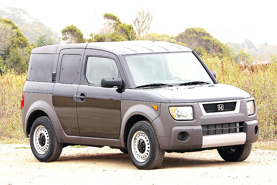 2004 Honda Element Specs, Price, MPG & Reviews