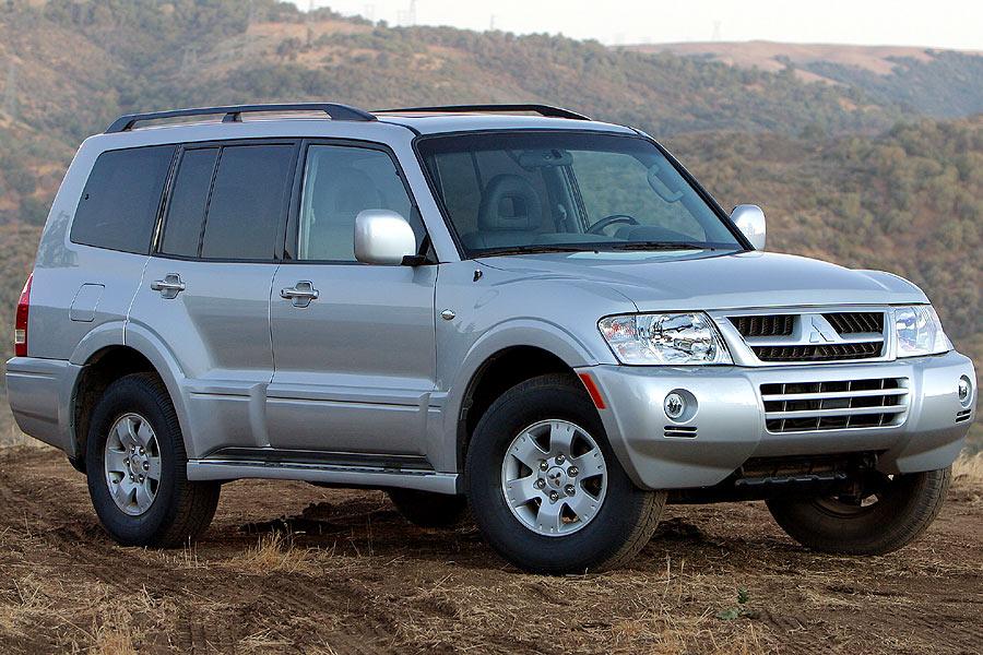 2004 Mitsubishi Montero Overview 2004 Mitsubishi Montero Overview