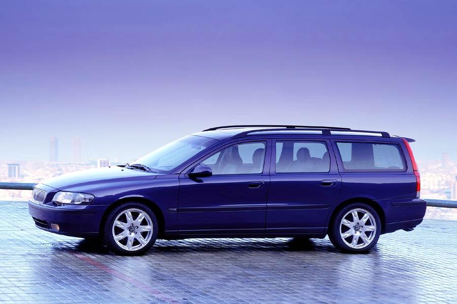 2004 Volvo V70 Overview Cars.com 2004 Volvo V70 Overview Cars.com