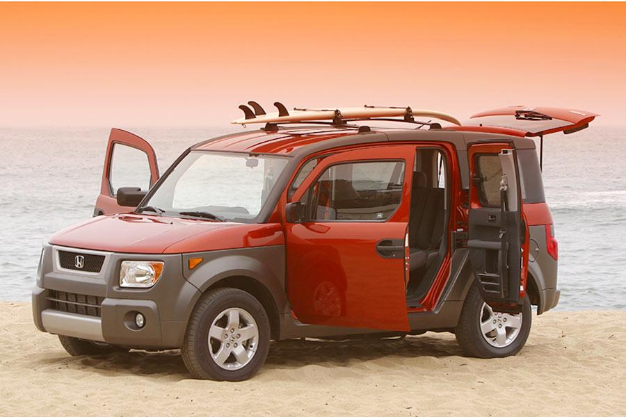 2004 Honda Element Specs, Price, MPG & Reviews