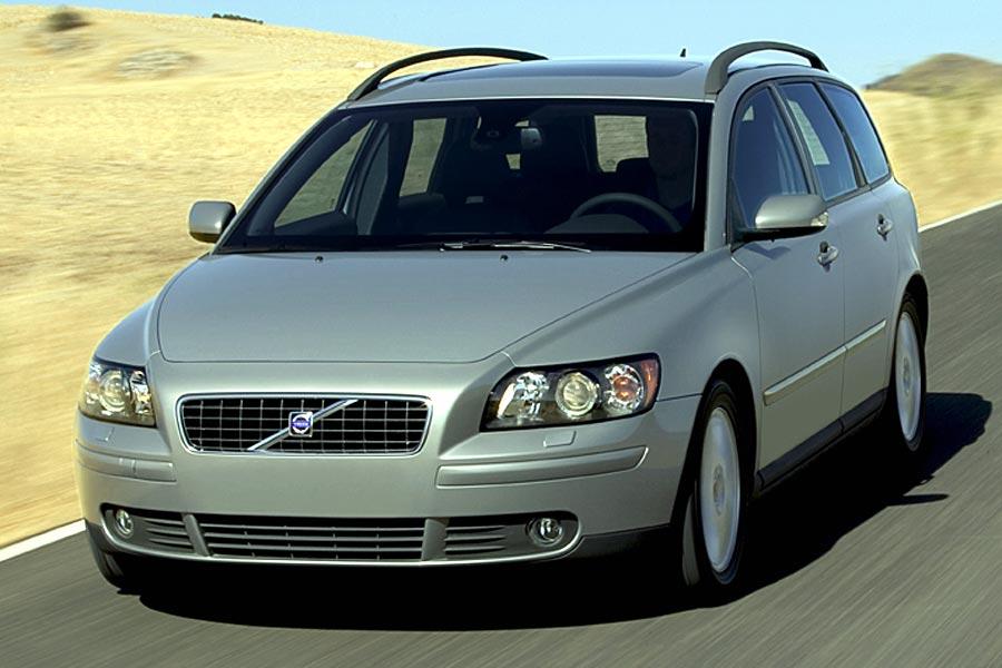 2005 Volvo V50 Specs, Price, MPG & Reviews