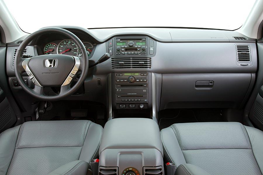 2012 Honda Crv For Sale >> 2005 Honda Pilot Reviews, Specs and Prices | Cars.com 2012 Honda Crv For Sale >> 2005 Honda Pilot Reviews, Specs and Prices | Cars.com