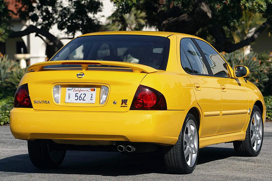 2005 Nissan Sentra Overview | Cars.com 2005 Nissan Sentra Overview | Cars.com