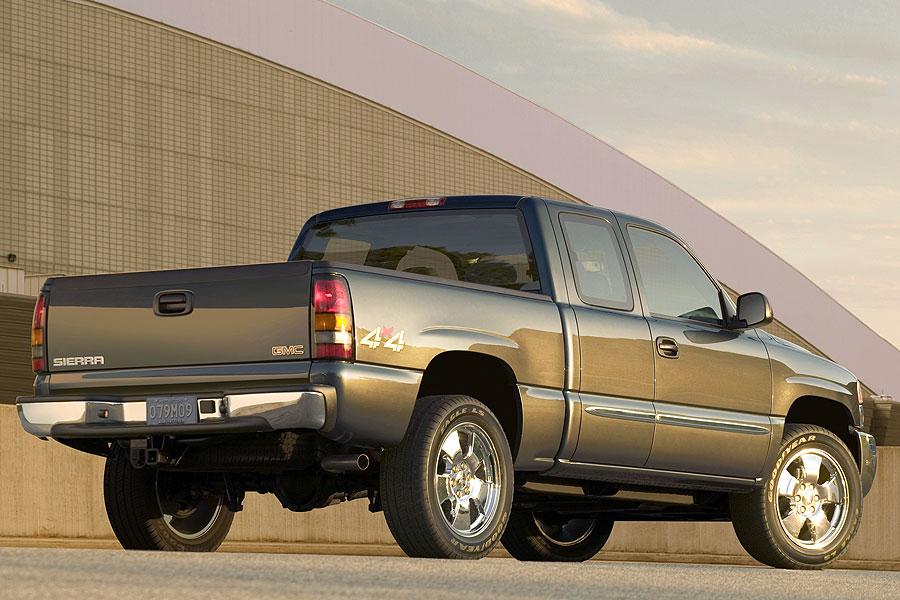 2013 Gmc Sierra For Sale >> 2006 GMC Sierra 1500 Reviews, Specs and Prices | Cars.com 2013 Gmc Sierra For Sale >> 2006 GMC Sierra 1500 Reviews, Specs and Prices | Cars.com