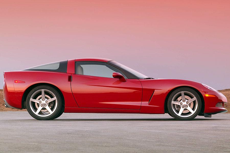 2007 Chevrolet Corvette Specs, Pictures, Trims, Colors ...