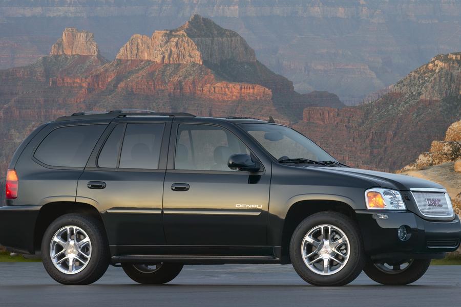2008 GMC Envoy Overview | Cars.com 2008 GMC Envoy Overview | Cars.com
