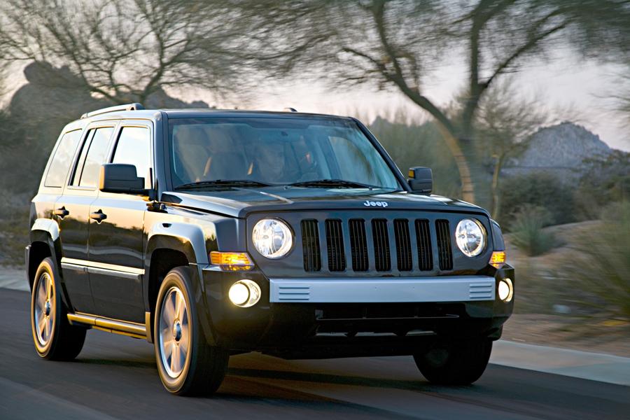 2008 Jeep Patriot Specs, Price, MPG & Reviews