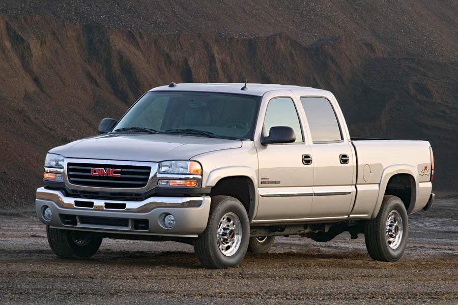 2005 GMC Sierra 2500 Reviews, Specs and Prices | Cars.com