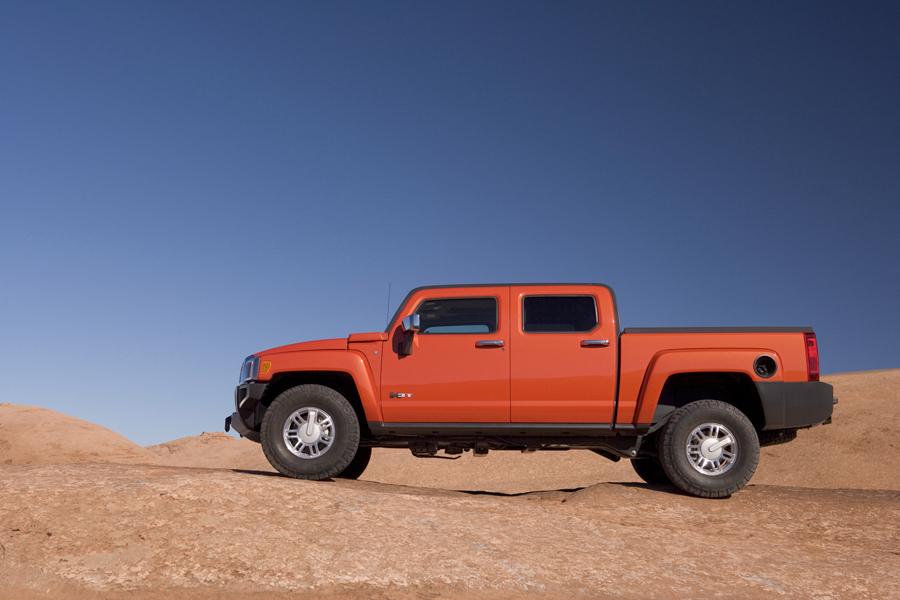 2009 Hummer H3 Specs, Price, MPG & Reviews