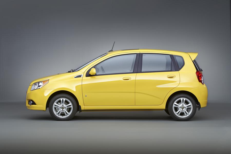 2009 Chevrolet Aveo Specs, Pictures, Trims, Colors || Cars.com 2009 Chevrolet Aveo Specs, Pictures, Trims, Colors || Cars.com