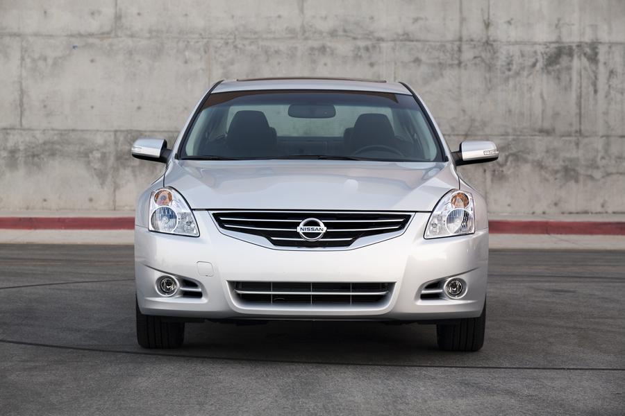 2010 Nissan Altima Specs, Pictures, Trims, Colors || Cars.com 2010 Nissan Altima Specs, Pictures, Trims, Colors || Cars.com