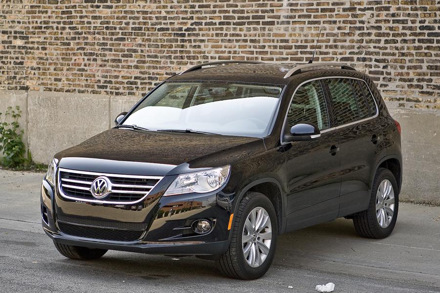 2010 Volkswagen Tiguan Specs, Price, MPG & Reviews | Cars.com