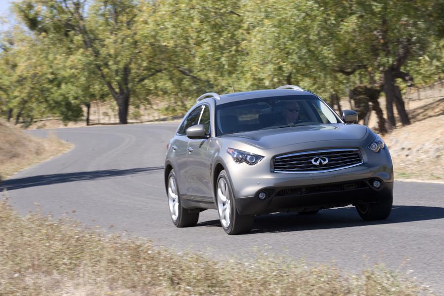 2010 INFINITI FX35 Specs, Price, MPG & Reviews | Cars.com