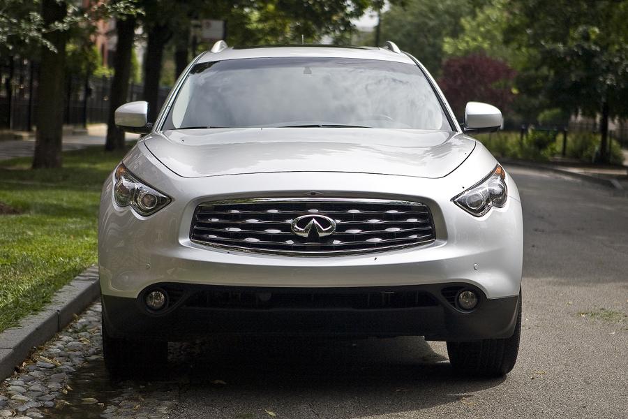 2010 INFINITI FX35 Specs, Price, MPG & Reviews | Cars.com