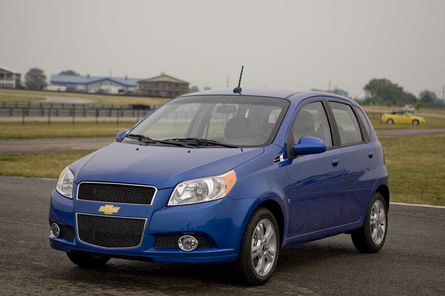 2011 Chevrolet Aveo Specs, Price, MPG & Reviews