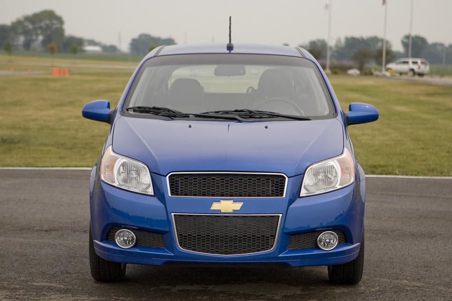 Шевроле авео производитель. Chevrolet Aveo 2011. Шевроле Авео т100. Chevrolet Aveo 2000. Chevrolet klas Aveo 2011.