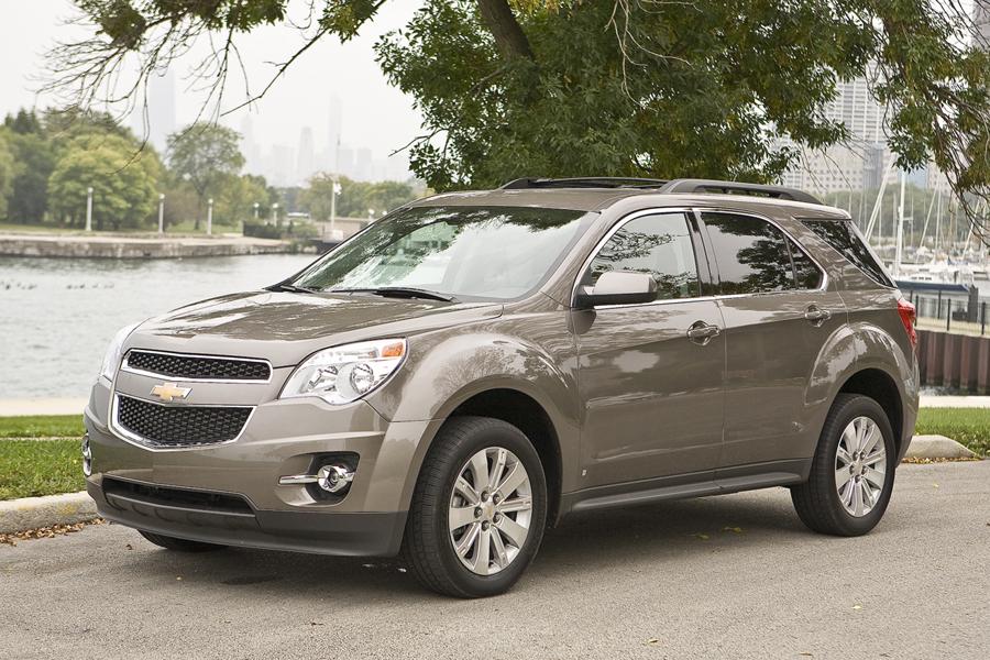 2011 Chevrolet Equinox Overview | Cars.com