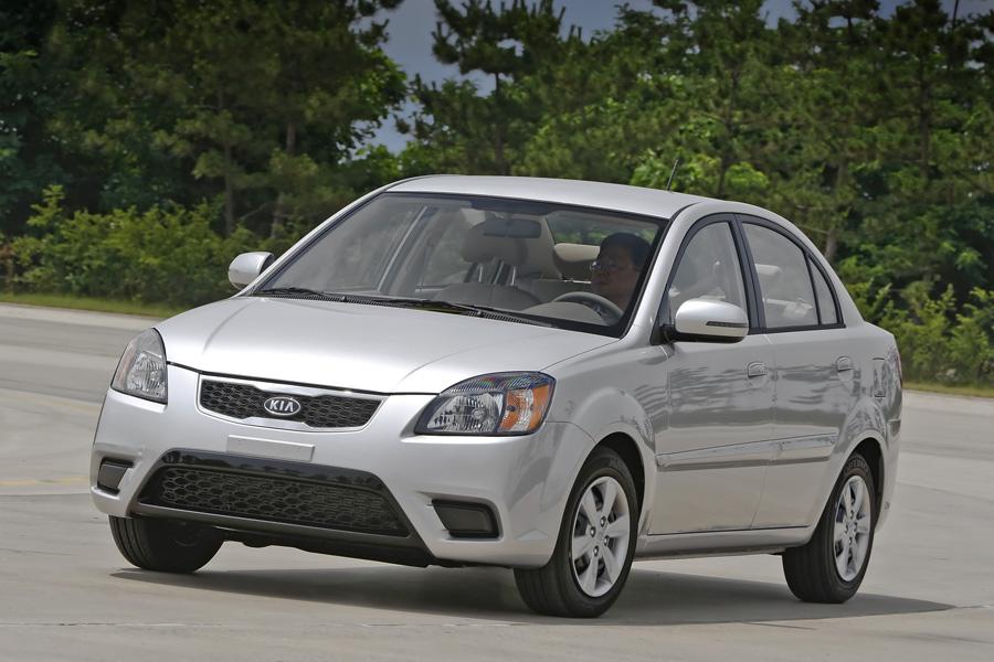 Kia rio 2011 года