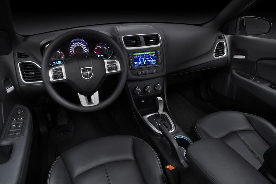 2011 Dodge Avenger Specs, Price, MPG & Reviews | Cars.com