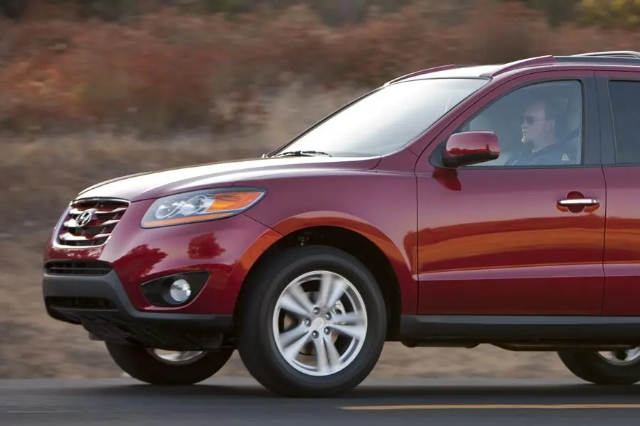 2011 Hyundai Santa Fe Specs, Price, MPG & Reviews | Cars.com