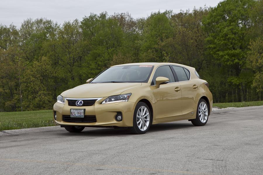Lexus ct200h 2012