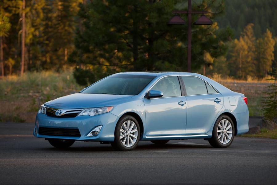 2012 Toyota Camry Hybrid Specs, Price, MPG & Reviews | Cars.com