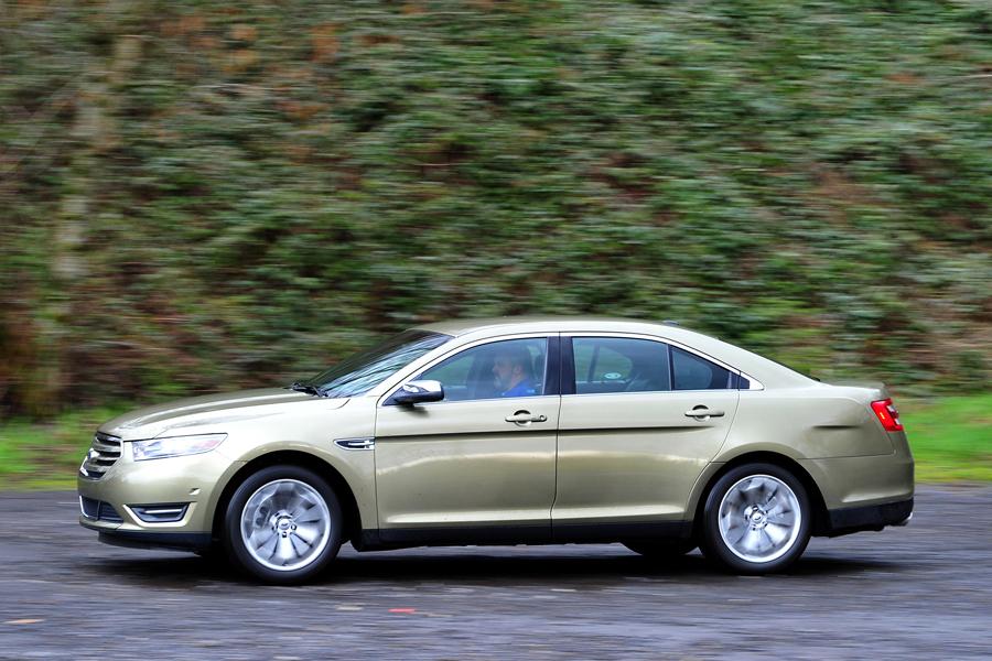 Ford taurus 2013