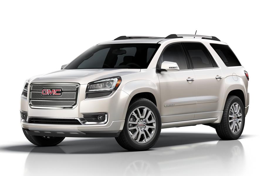 Gmc Acadia Reviews Car And Driver Gmc Acadia Reviews Car And Driver
