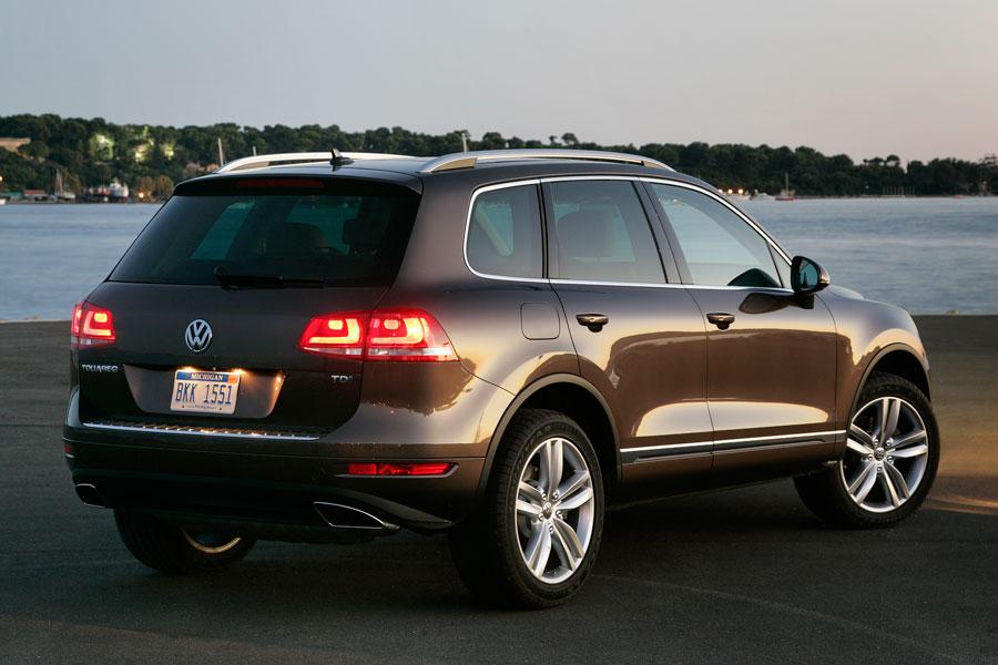 2012 Volkswagen Touareg Specs, Price, MPG & Reviews