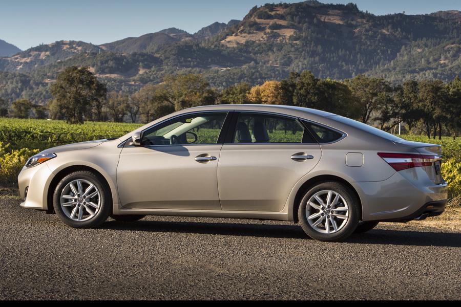 2015 Toyota Avalon For Sale >> 2013 Toyota Avalon Specs, Pictures, Trims, Colors || Cars.com 2015 Toyota Avalon For Sale >> 2013 Toyota Avalon Specs, Pictures, Trims, Colors || Cars.com