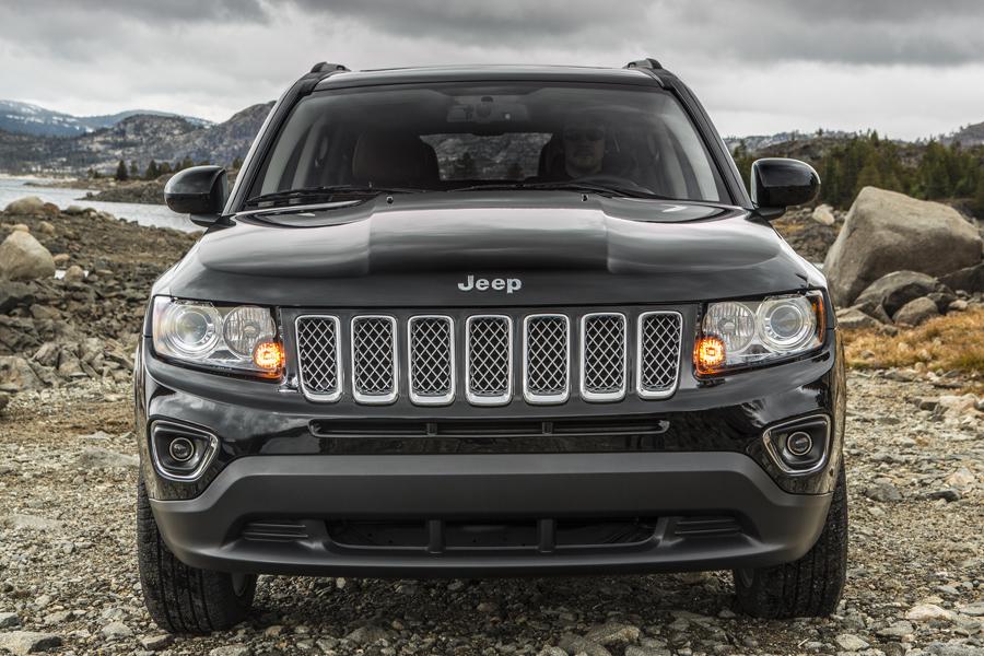 2014 Jeep Compass Specs, Price, MPG & Reviews